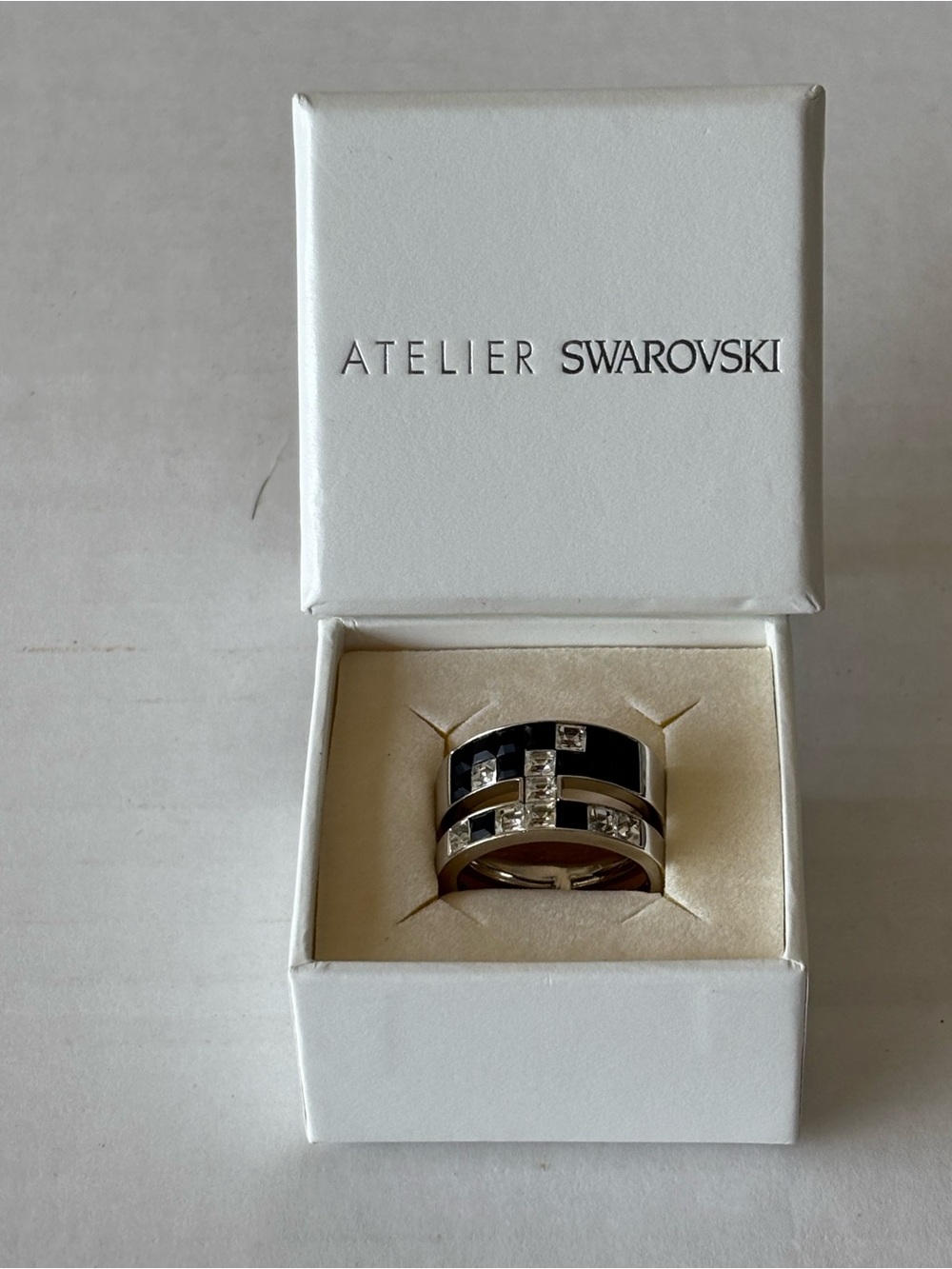 Atelier Swarovski Black and Silver Women’s Multi-Row Ring. Size 6 3/4